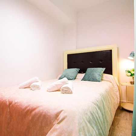 Edomus Playa Y Sol Boutique Lägenhet Sevilla Exteriör bild